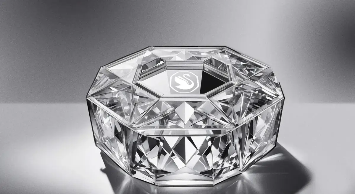 ARIANA GRANDE X SWAROVSKI — image 56